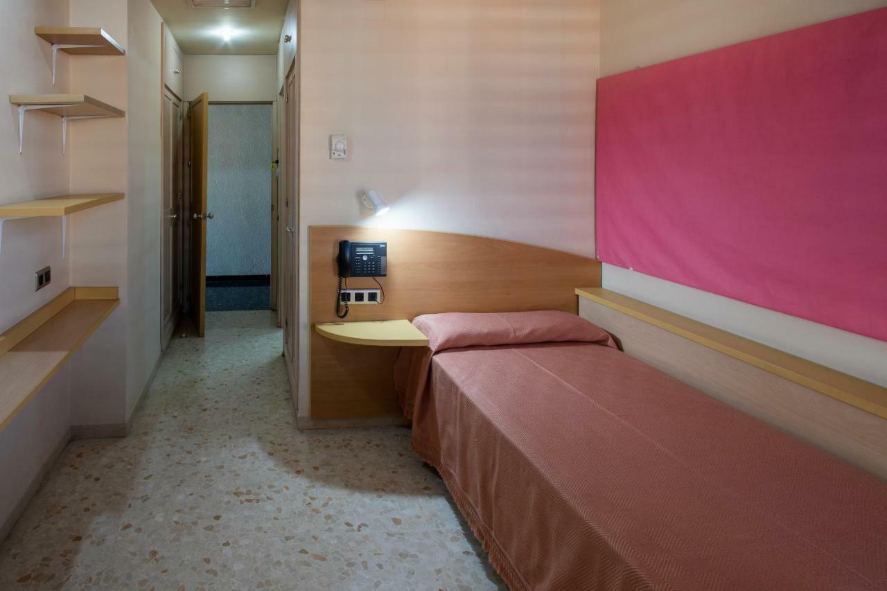 Residencia Sagrado Corazon Hotel Sevilla Kültér fotó