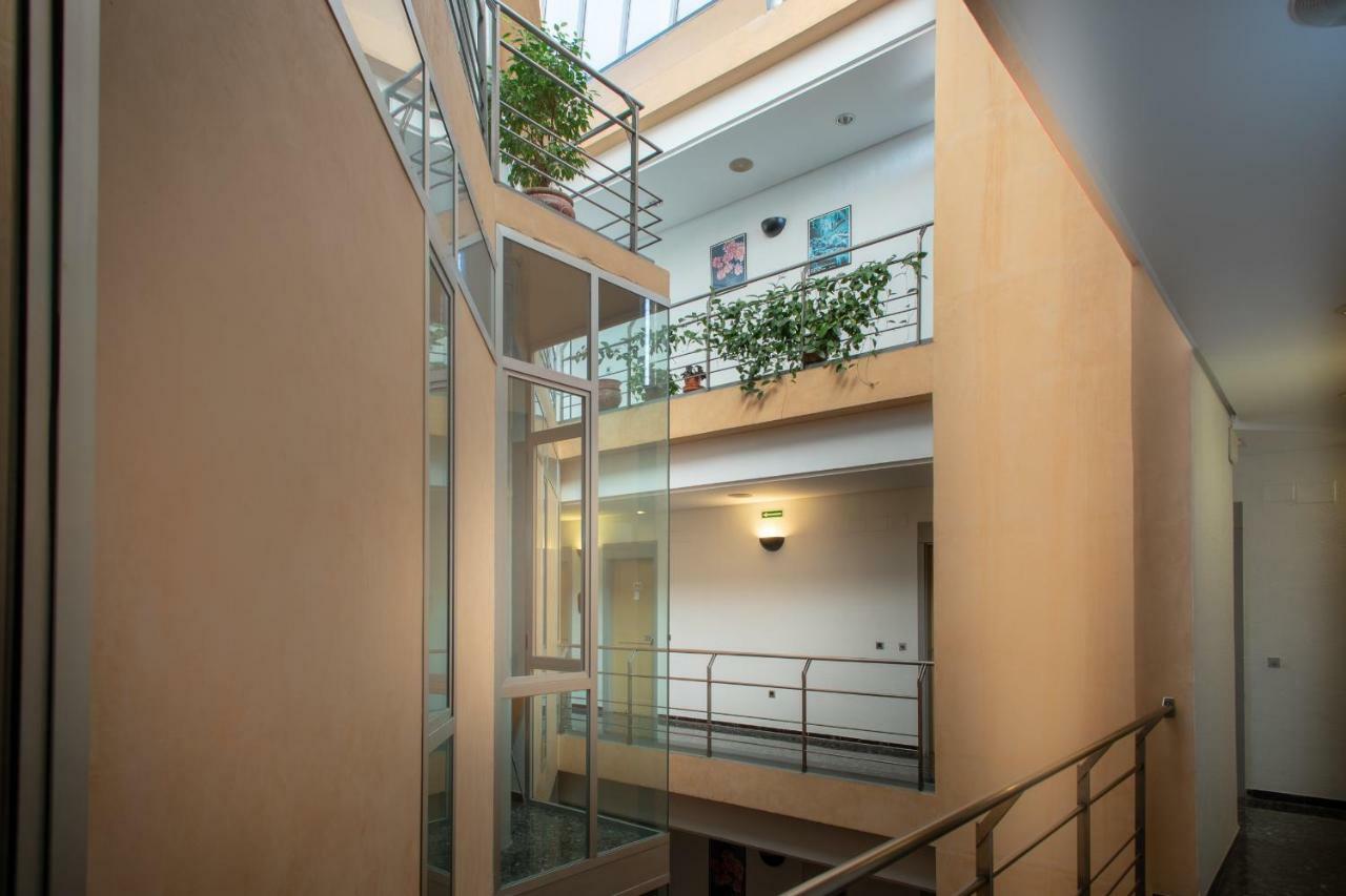 Residencia Sagrado Corazon Hotel Sevilla Kültér fotó